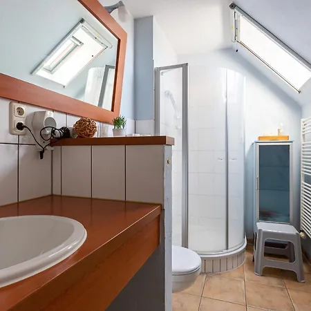 Apartment Strandhaus Wustrow - 3 *